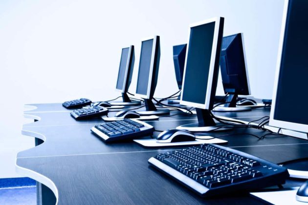 Nos espaces - Le mobilier & réseau informatique